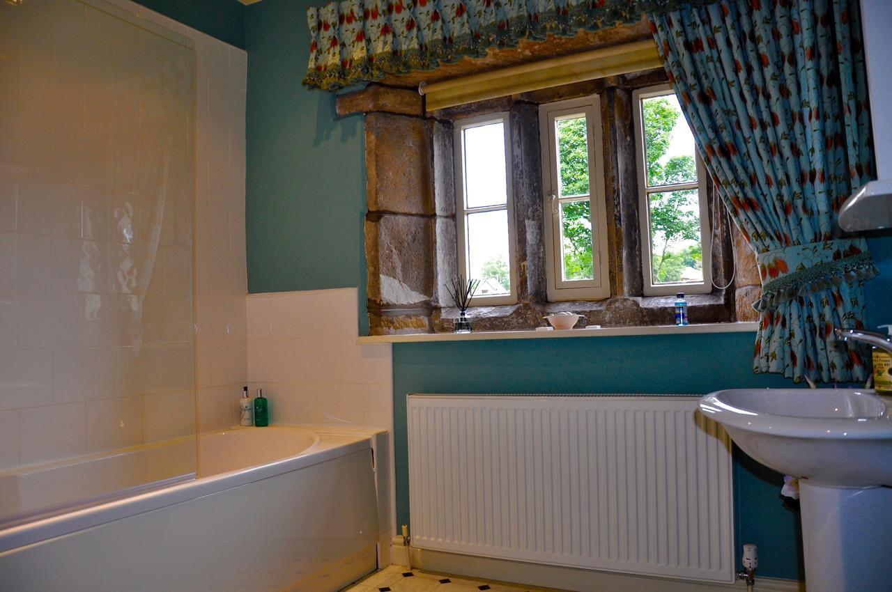 Hurstwood Hall Pensión 3*